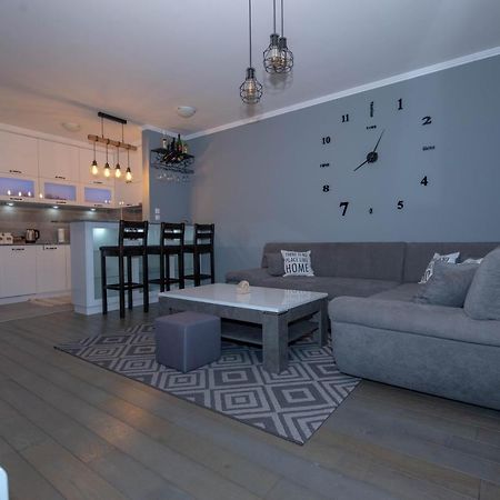 Lukavica Athena Apartman מראה חיצוני תמונה