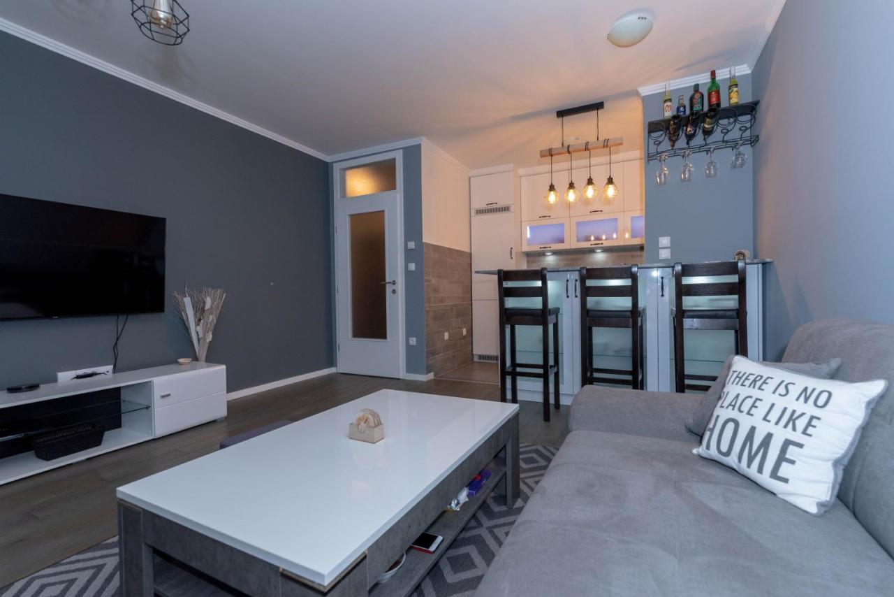 Lukavica Athena Apartman מראה חיצוני תמונה